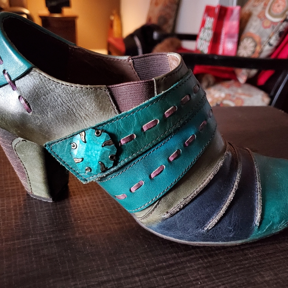 L'Artiste Spring Step shoe